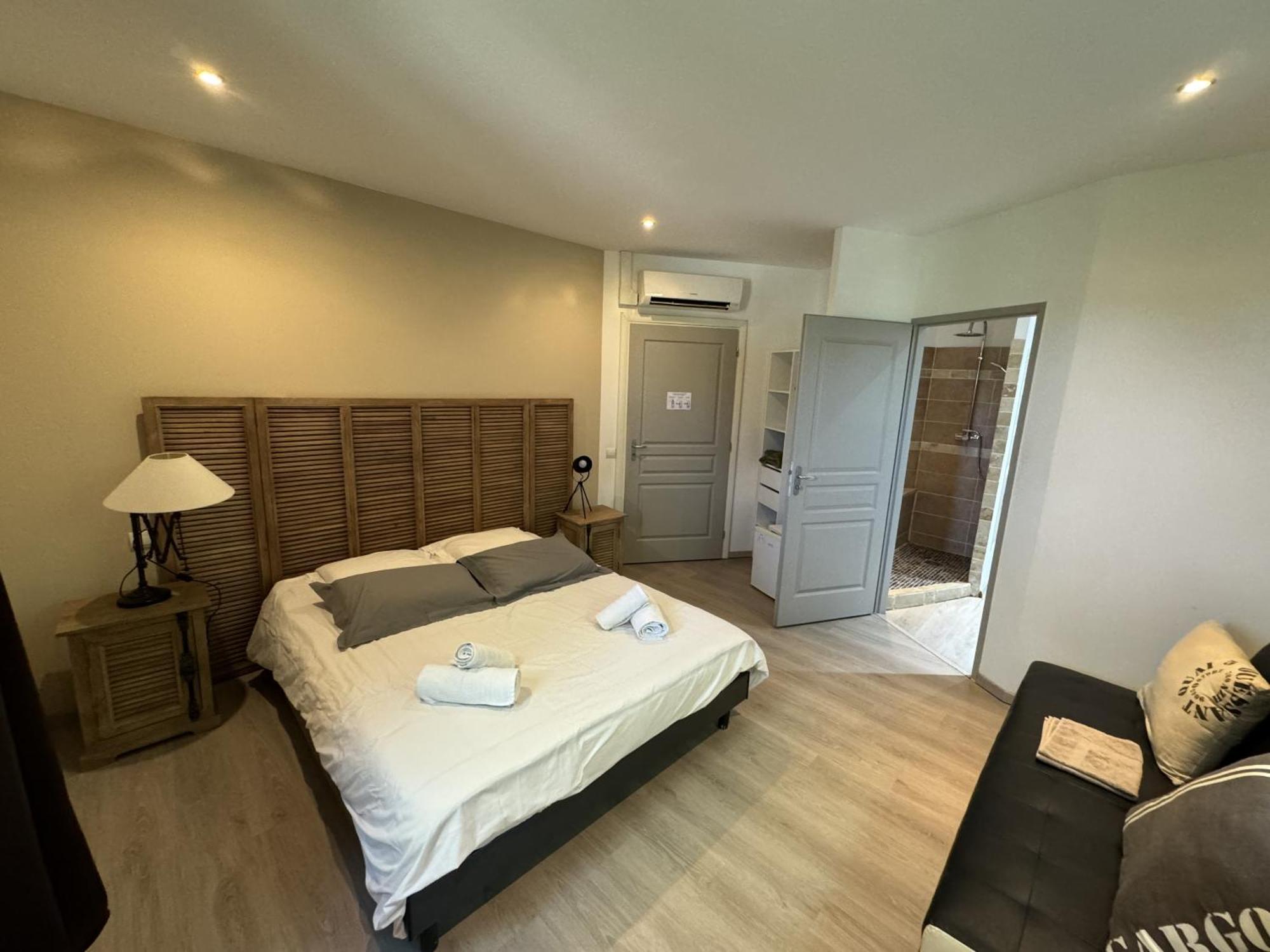 B&B Maison D'Hote Et Gite Mas D'Eymard Arles Szoba fotó